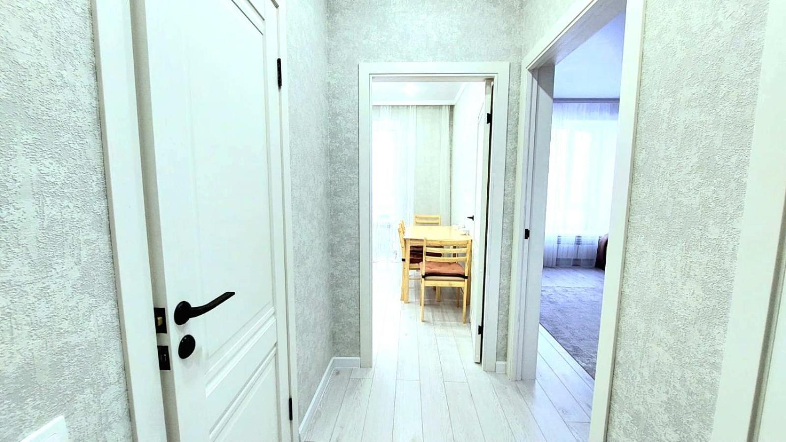 Аэропорт 10 Минут Жк Будапешт163 Apartment Astana Ngoại thất bức ảnh